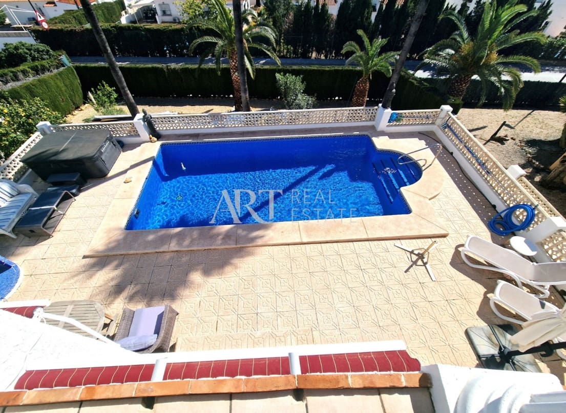 5 chambre Villa/Maison à vendre à La Nucia avec piscine garage - 795 000 € (Ref: 8880448)