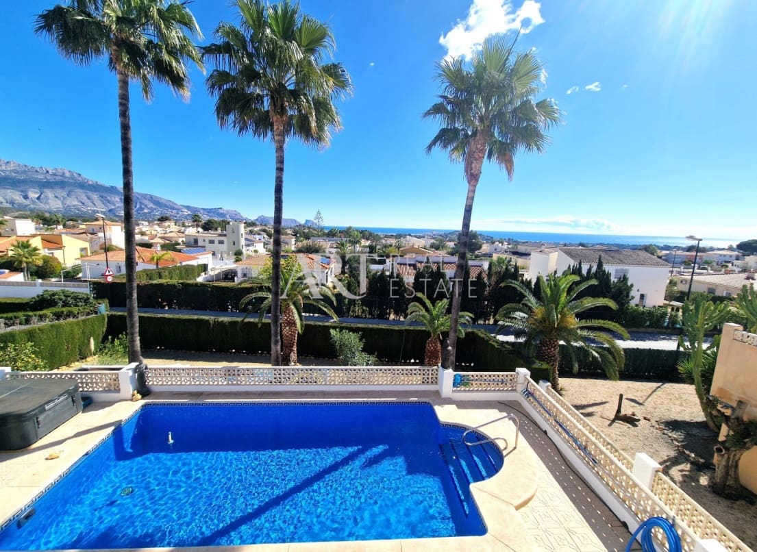 5 chambre Villa/Maison à vendre à La Nucia avec piscine garage - 795 000 € (Ref: 8880448)