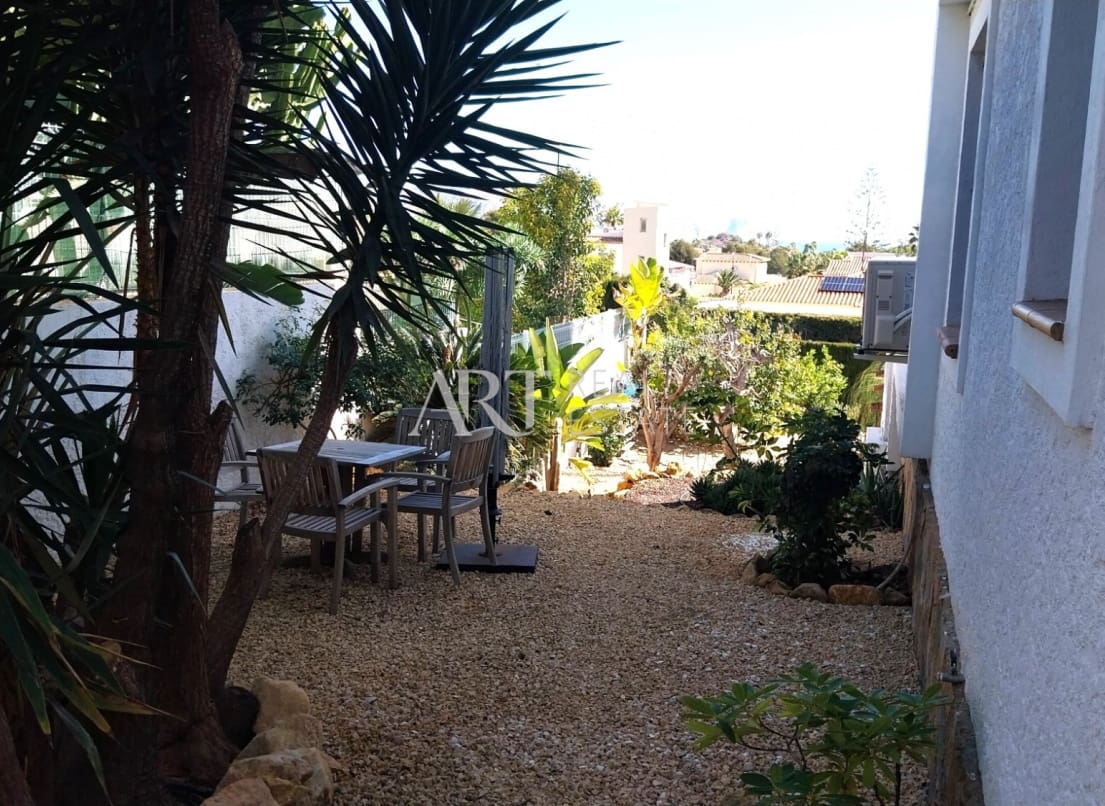 5 chambre Villa/Maison à vendre à La Nucia avec piscine garage - 795 000 € (Ref: 8880448)