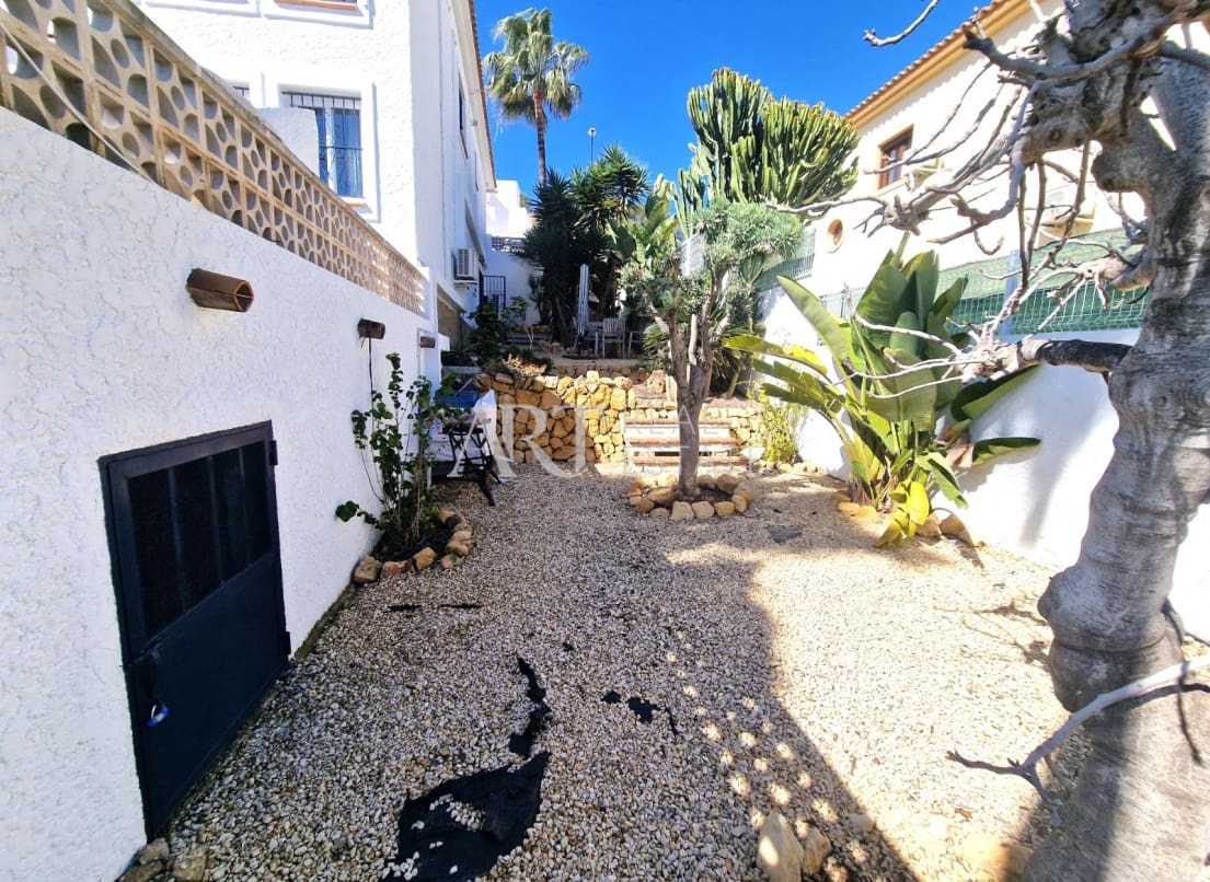 5 chambre Villa/Maison à vendre à La Nucia avec piscine garage - 795 000 € (Ref: 8880448)