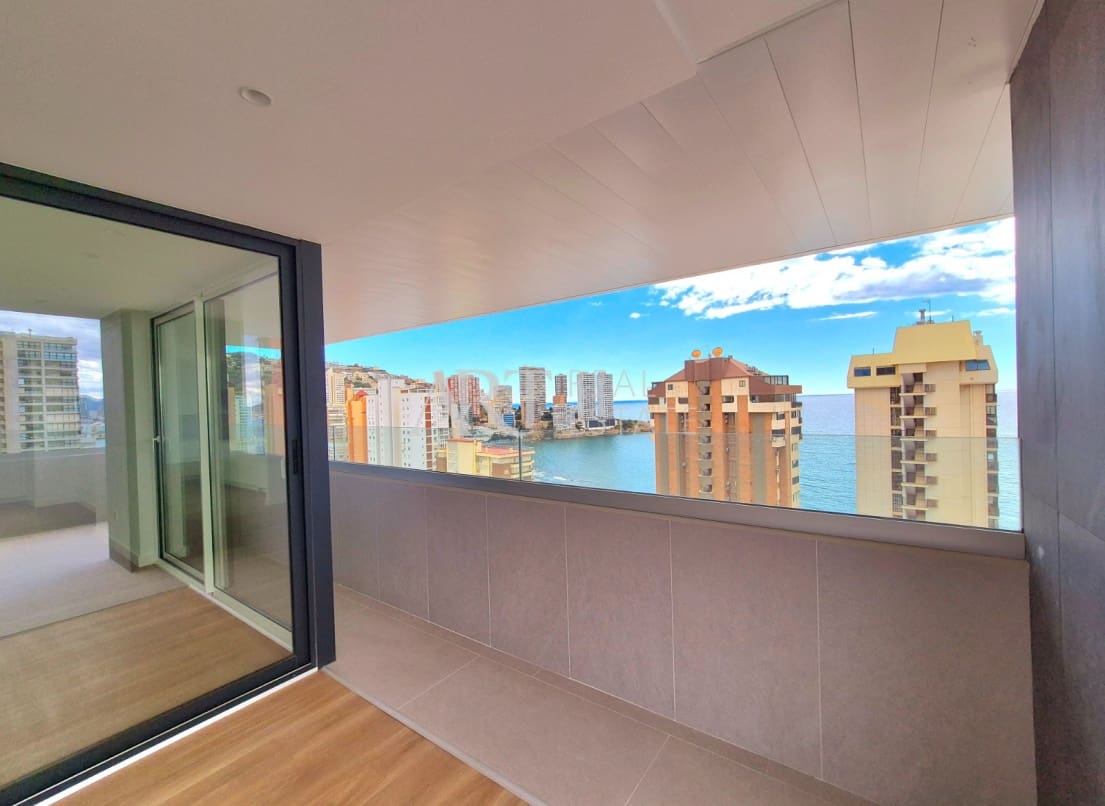 3 soveværelse Lejlighed til salg i Benidorm med swimmingpool - € 915.000 (Ref: 8924571)