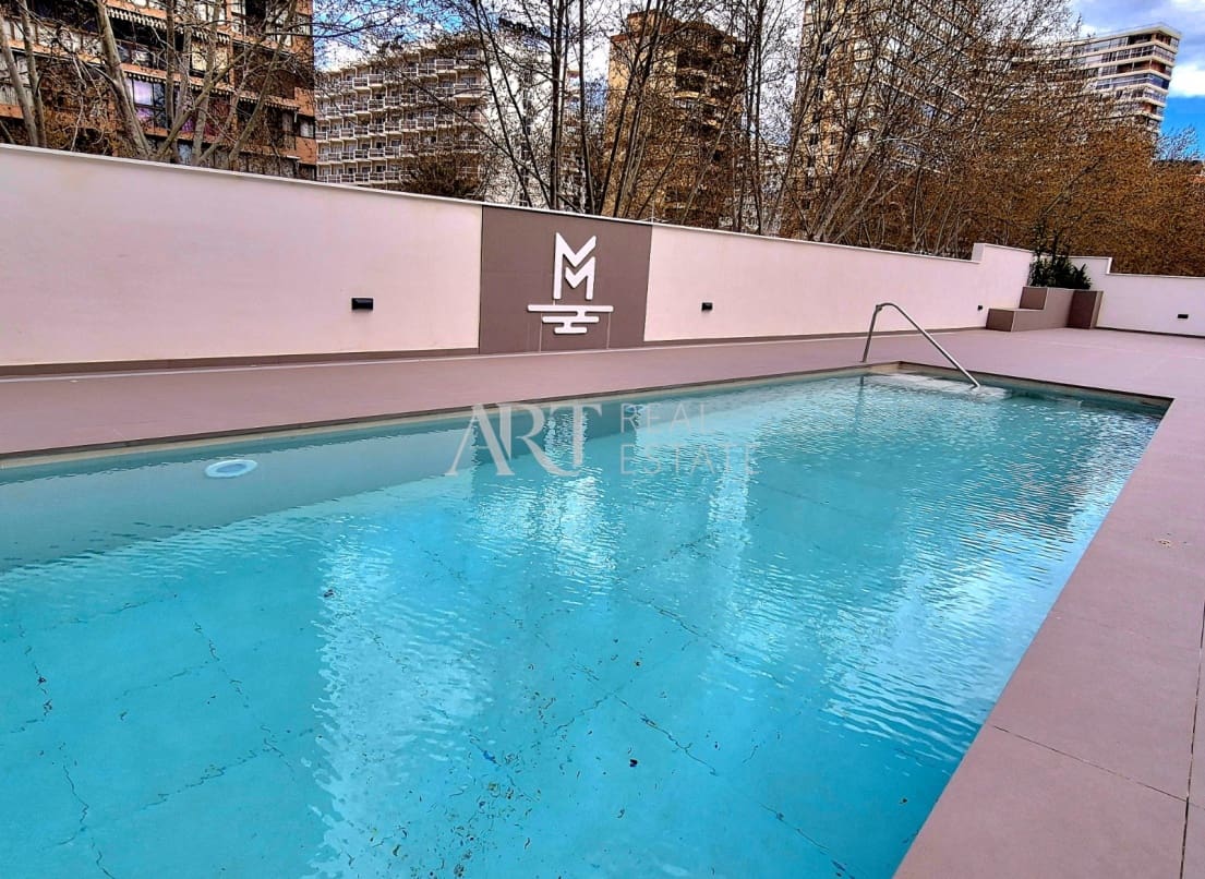 3 soveværelse Lejlighed til salg i Benidorm med swimmingpool - € 915.000 (Ref: 8924571)