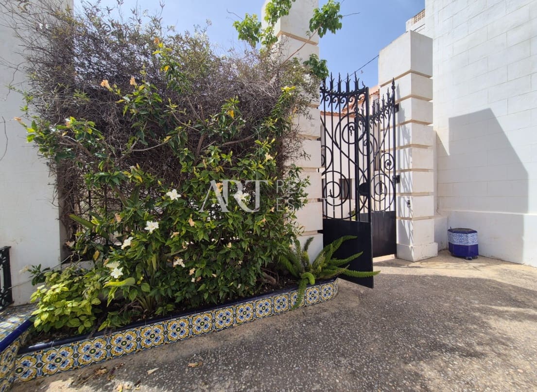 7 slaapkamer Villa te koop in Altea met zwembad garage - € 2.000.000 (Ref: 8927049)