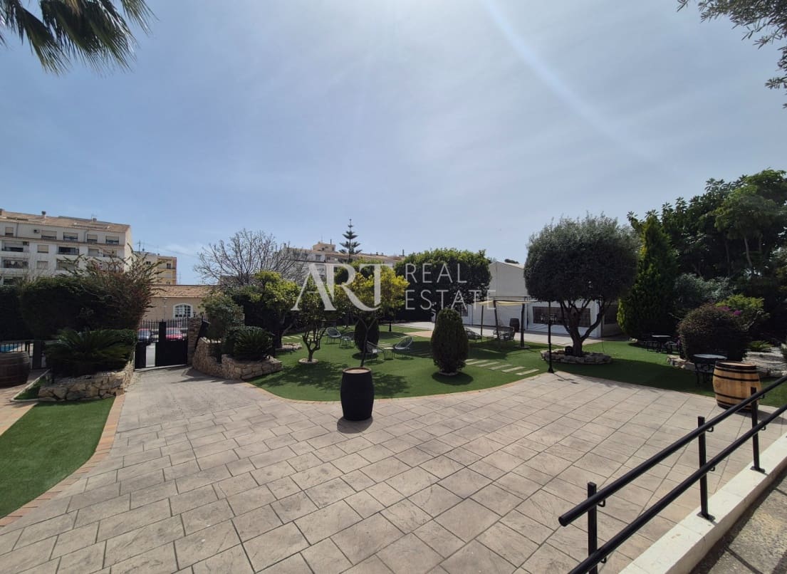 7 slaapkamer Villa te koop in Altea met zwembad garage - € 2.000.000 (Ref: 8927049)