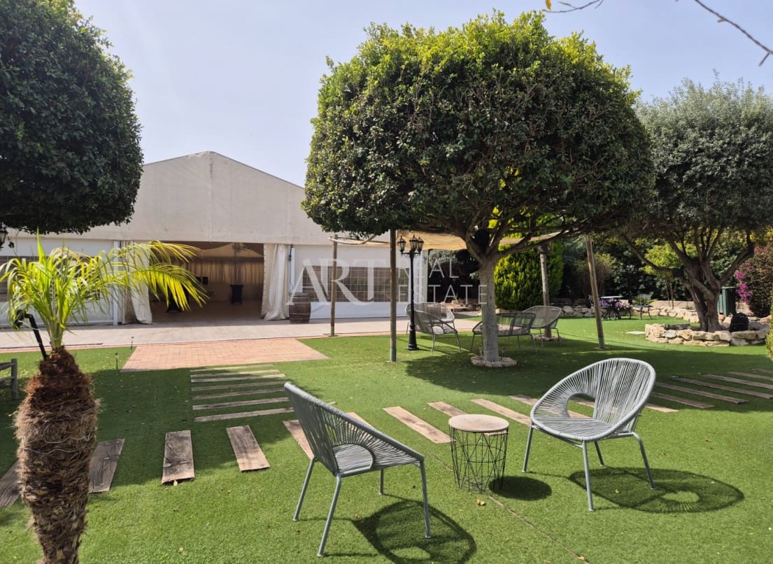 7 slaapkamer Villa te koop in Altea met zwembad garage - € 2.000.000 (Ref: 8927049)