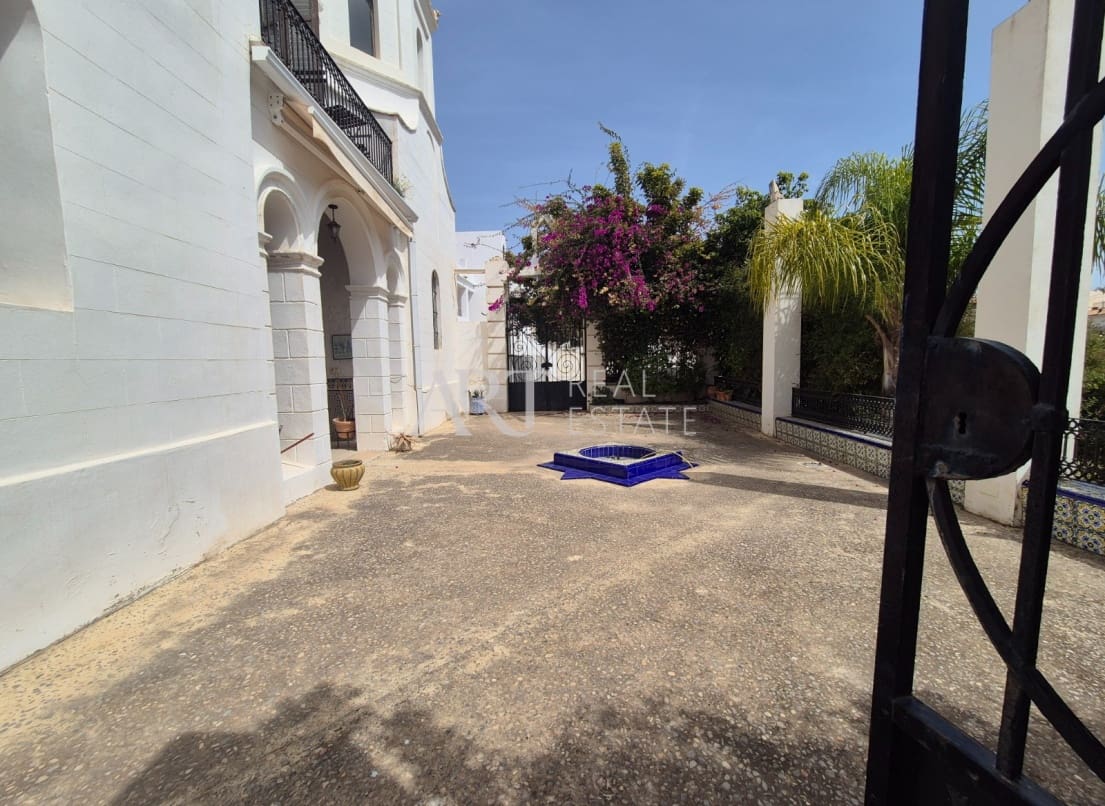 7 slaapkamer Villa te koop in Altea met zwembad garage - € 2.000.000 (Ref: 8927049)