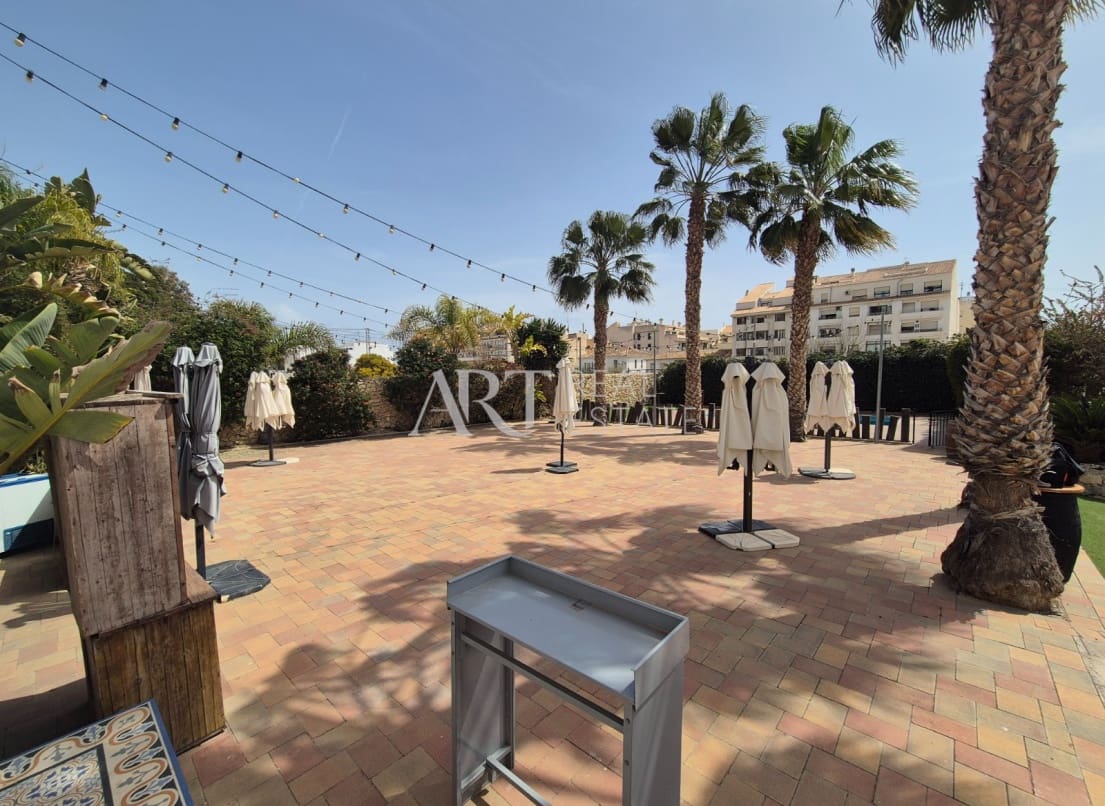 7 slaapkamer Villa te koop in Altea met zwembad garage - € 2.000.000 (Ref: 8927049)