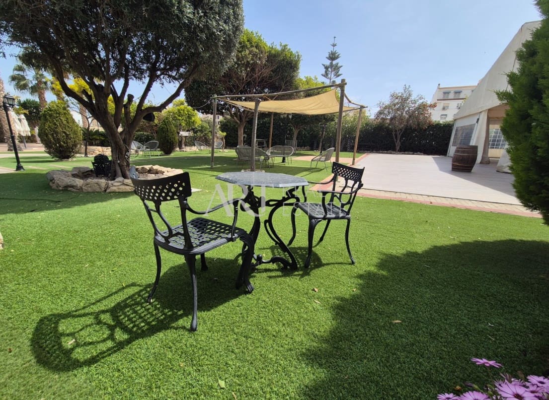 7 slaapkamer Villa te koop in Altea met zwembad garage - € 2.000.000 (Ref: 8927049)