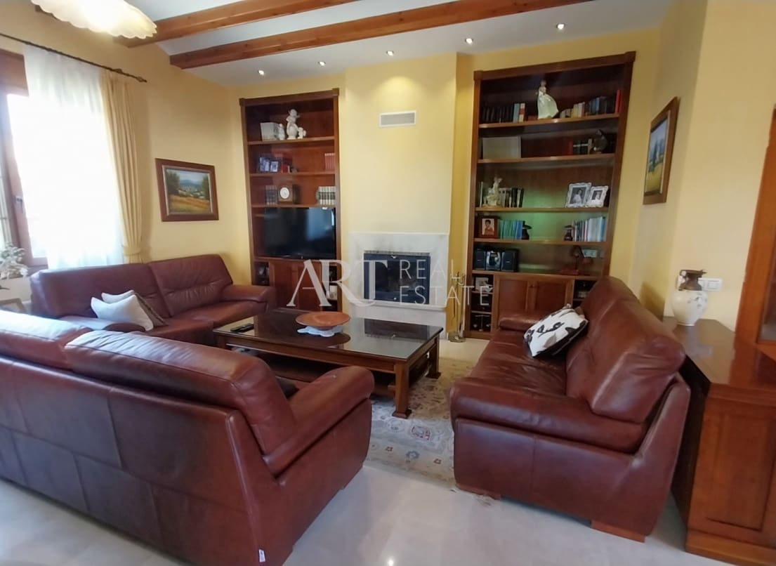 6 chambre Villa/Maison à vendre à La Nucia avec piscine - 840 000 € (Ref: 8983353)