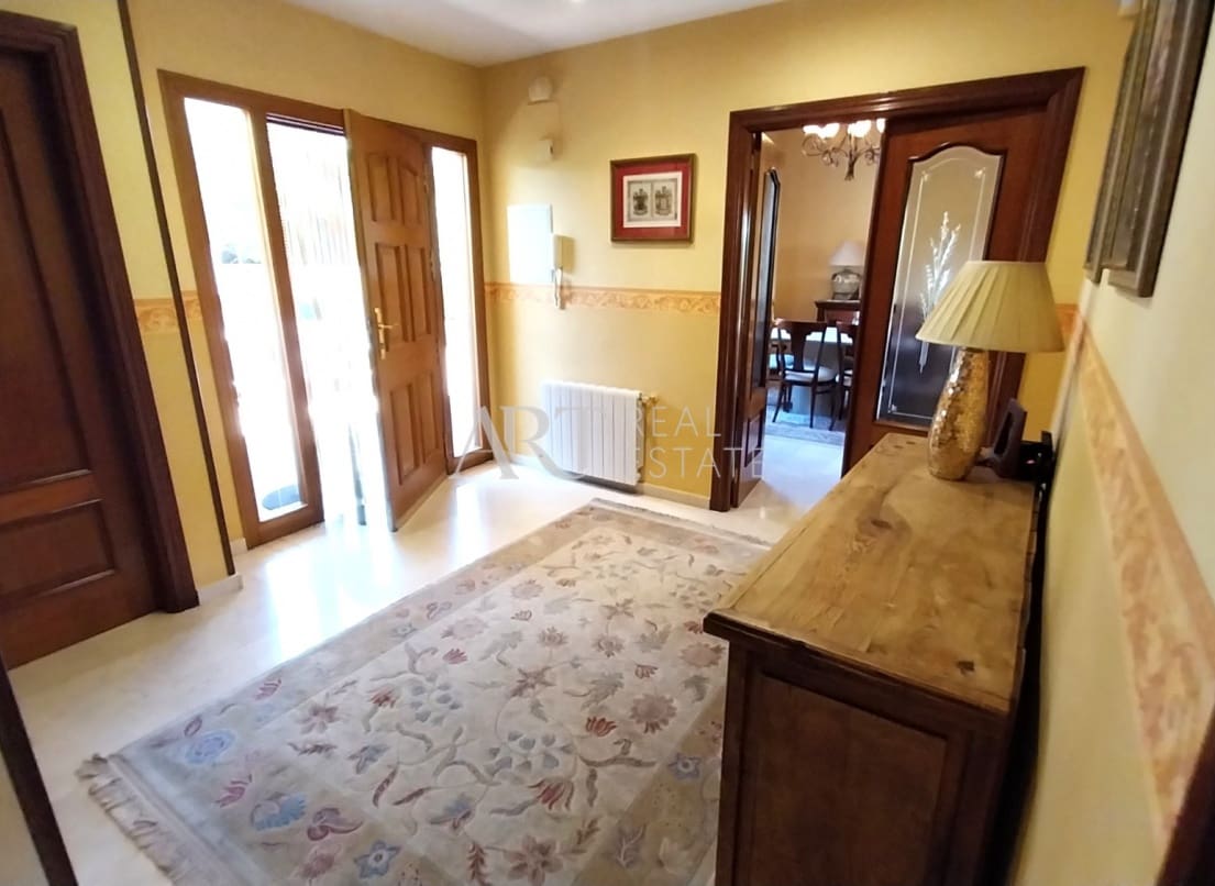 6 chambre Villa/Maison à vendre à La Nucia avec piscine - 840 000 € (Ref: 8983353)