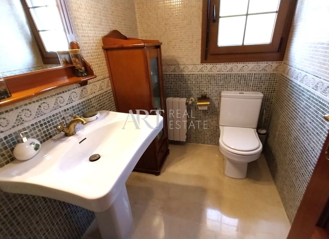 6 chambre Villa/Maison à vendre à La Nucia avec piscine - 840 000 € (Ref: 8983353)