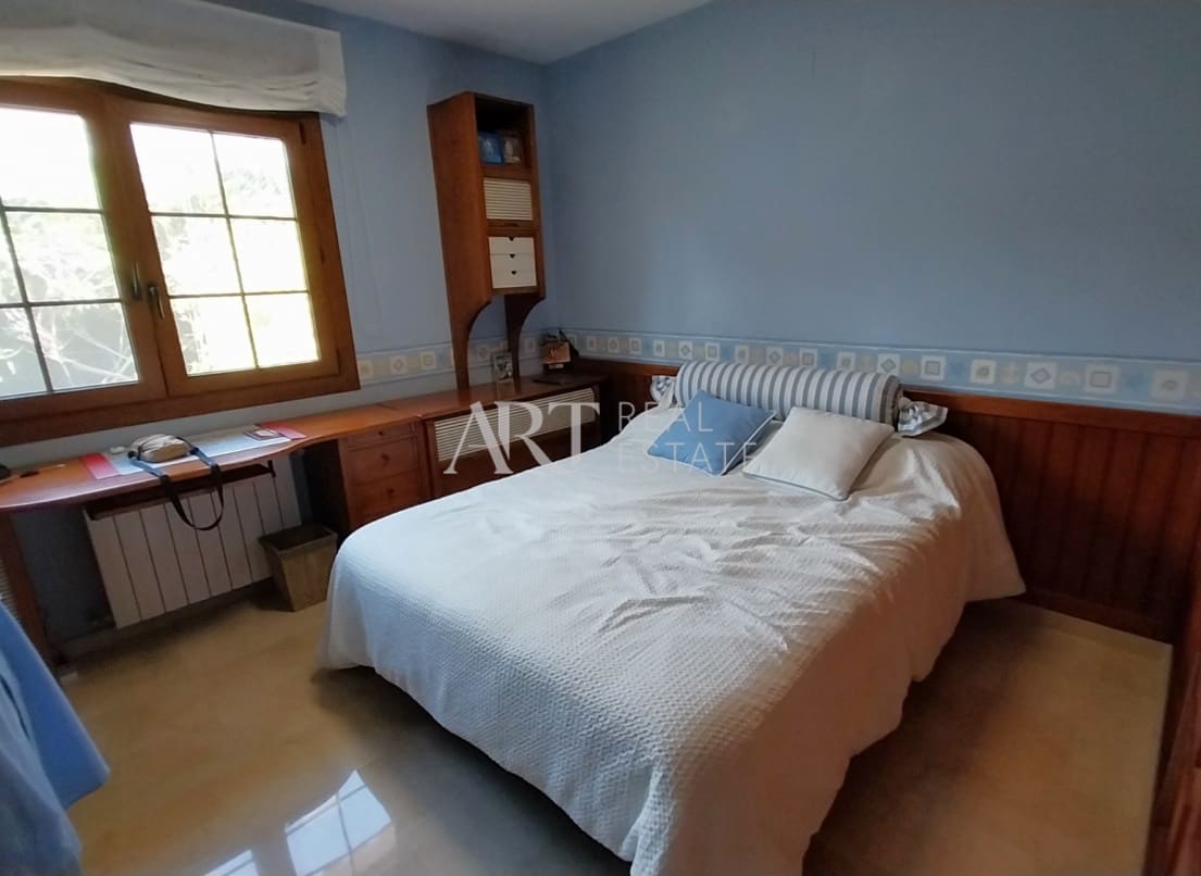 6 chambre Villa/Maison à vendre à La Nucia avec piscine - 840 000 € (Ref: 8983353)