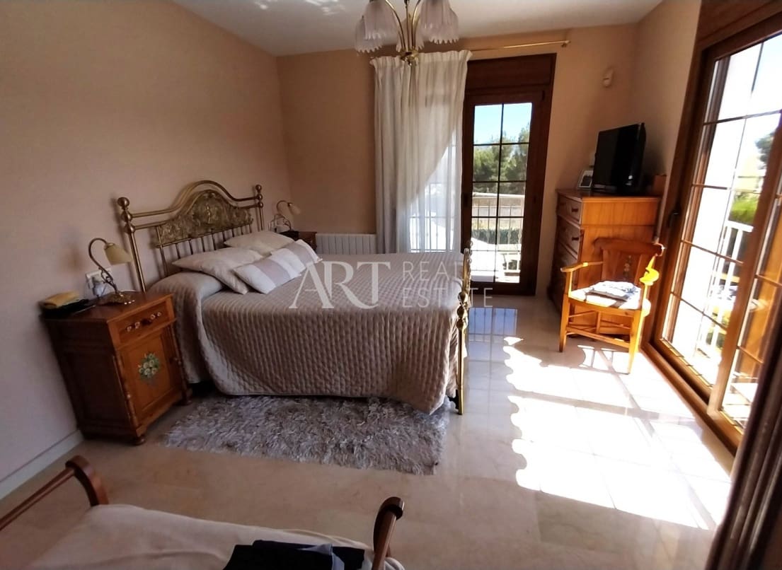 6 chambre Villa/Maison à vendre à La Nucia avec piscine - 840 000 € (Ref: 8983353)