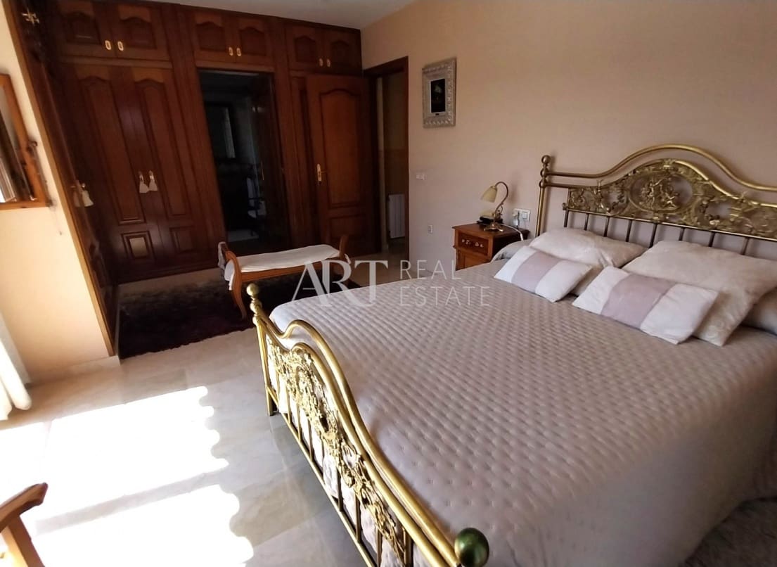 6 chambre Villa/Maison à vendre à La Nucia avec piscine - 840 000 € (Ref: 8983353)