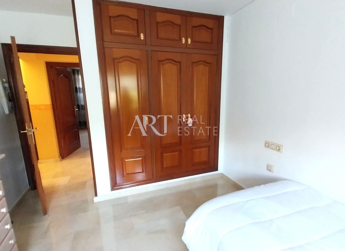 6 chambre Villa/Maison à vendre à La Nucia avec piscine - 840 000 € (Ref: 8983353)