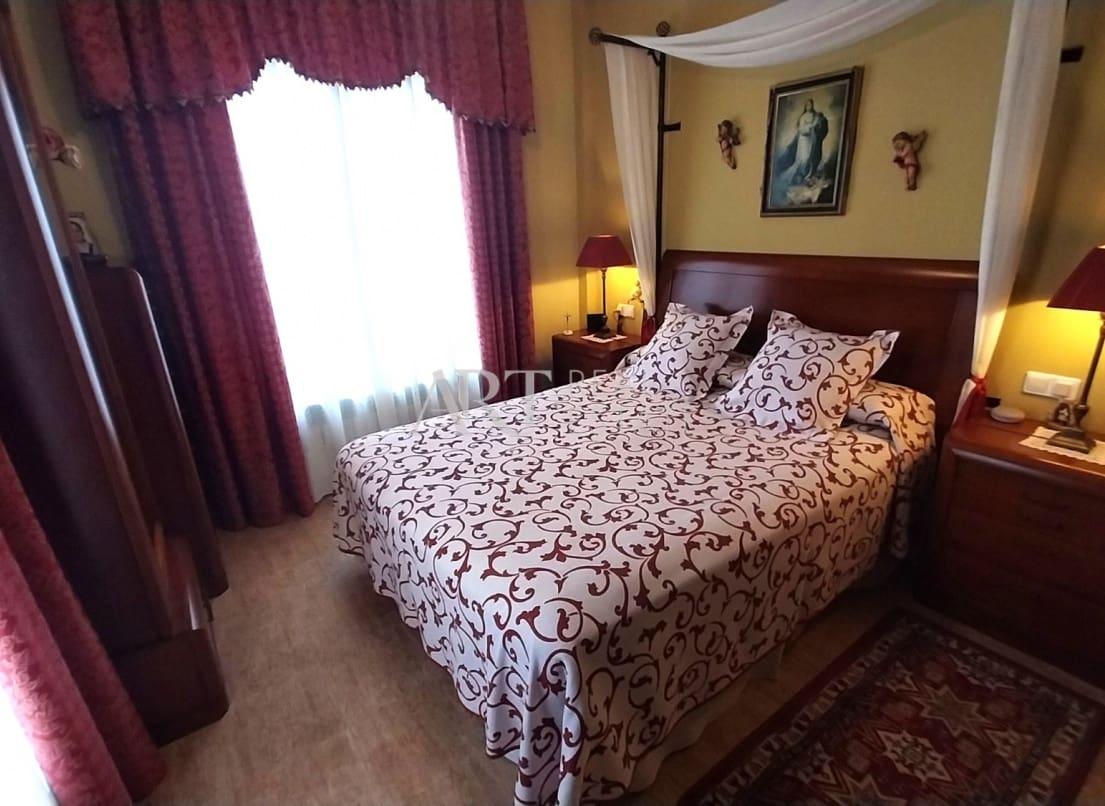 3 bedroom Villa for sale in Polop with pool - € 440,000 (Ref: 8986631)