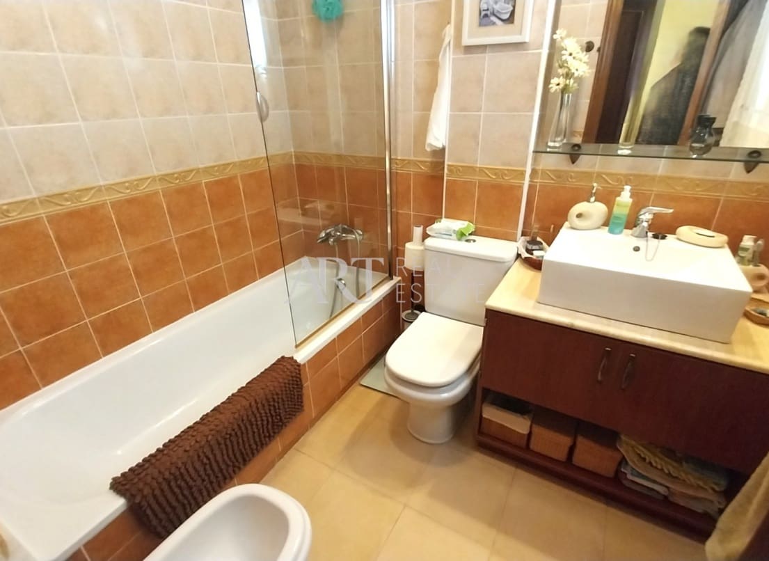 3 bedroom Villa for sale in Polop with pool - € 440,000 (Ref: 8986631)