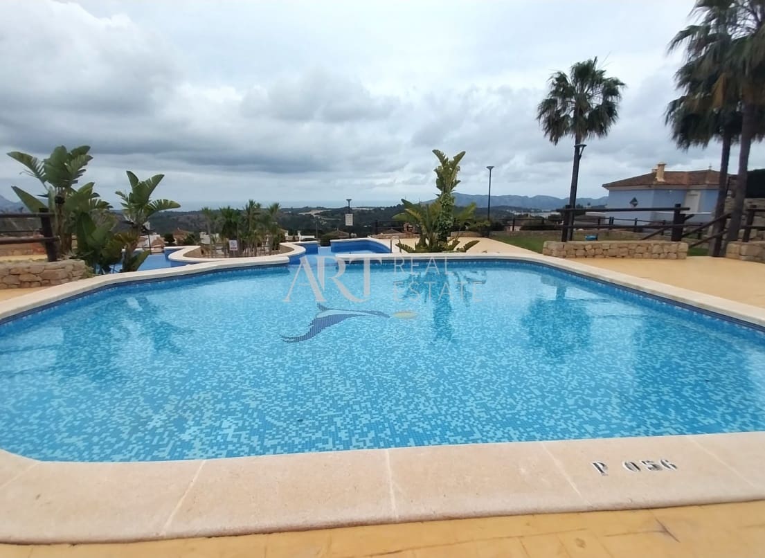 3 bedroom Villa for sale in Polop with pool - € 440,000 (Ref: 8986631)
