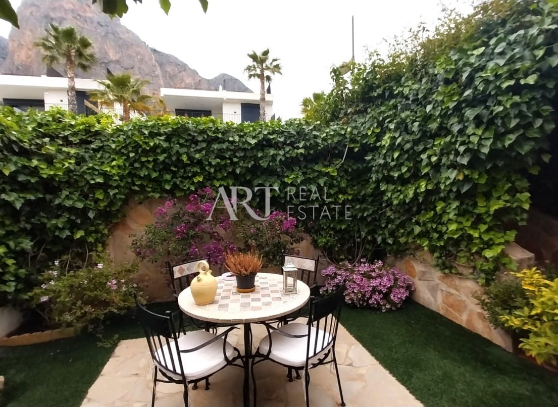 3 bedroom Villa for sale in Polop with pool - € 440,000 (Ref: 8986631)