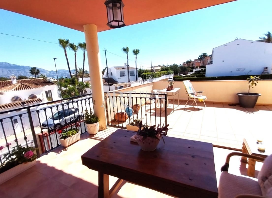 5 slaapkamer Villa te koop in Albir met zwembad garage - € 890.000 (Ref: 9009384)