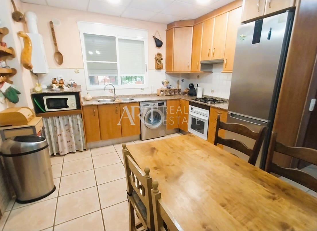 5 slaapkamer Villa te koop in Albir met zwembad garage - € 890.000 (Ref: 9009384)