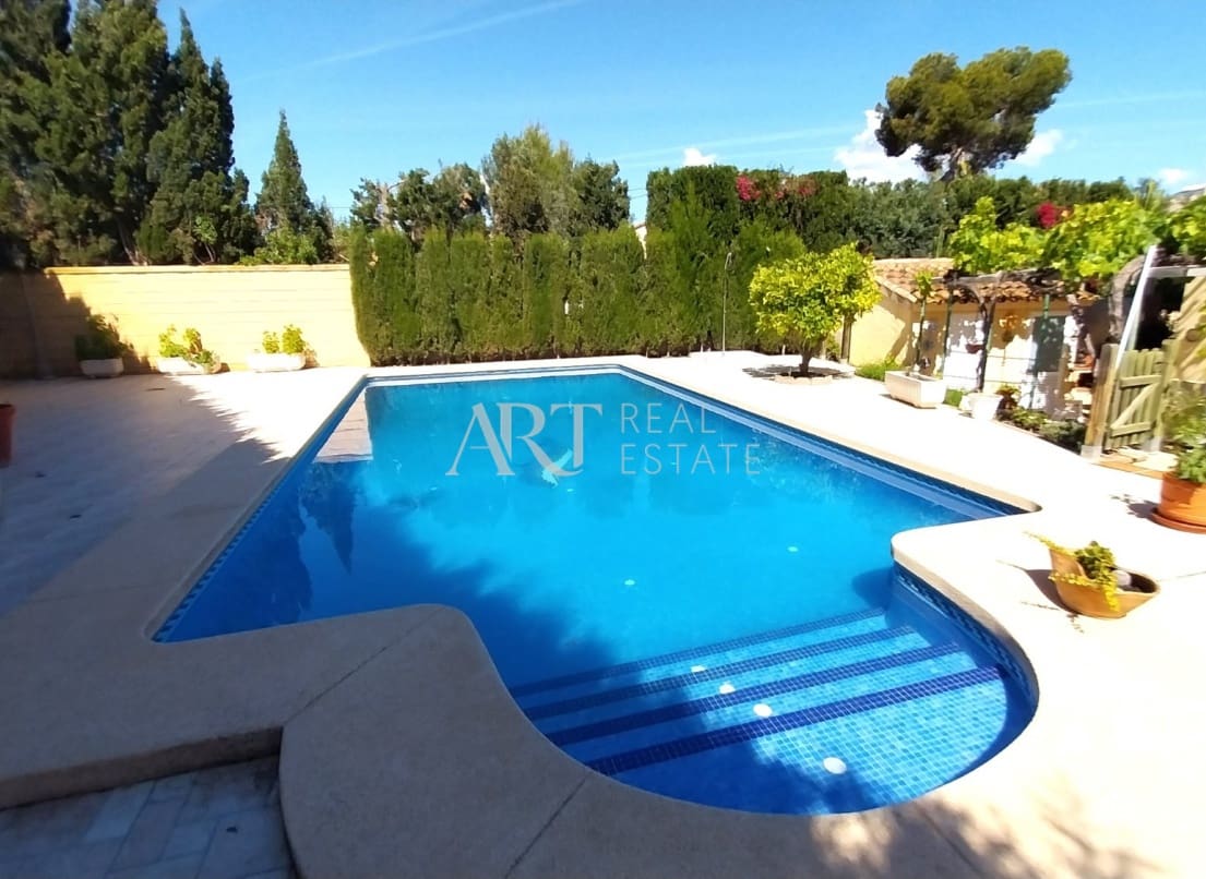 5 slaapkamer Villa te koop in Albir met zwembad garage - € 890.000 (Ref: 9009384)