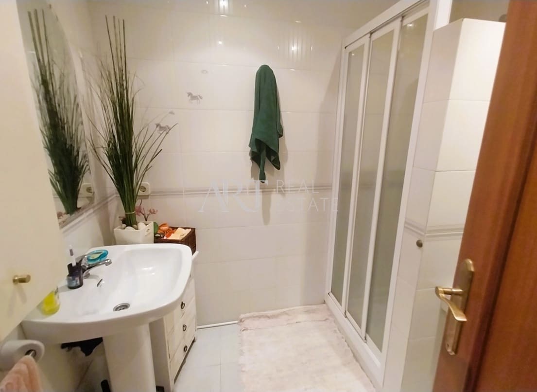 4 bedroom Villa for sale in Altea with pool - € 530,000 (Ref: 9022208)