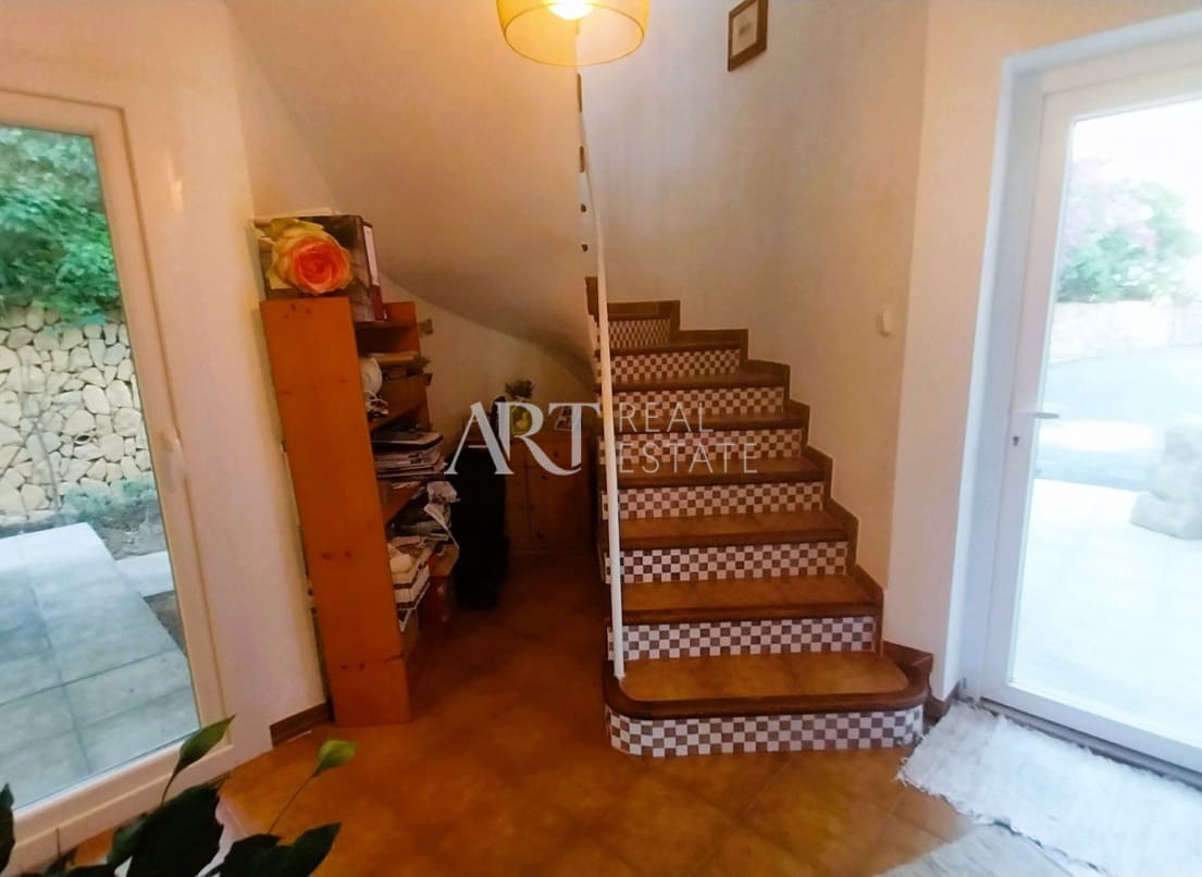 4 bedroom Villa for sale in Altea with pool - € 530,000 (Ref: 9022208)