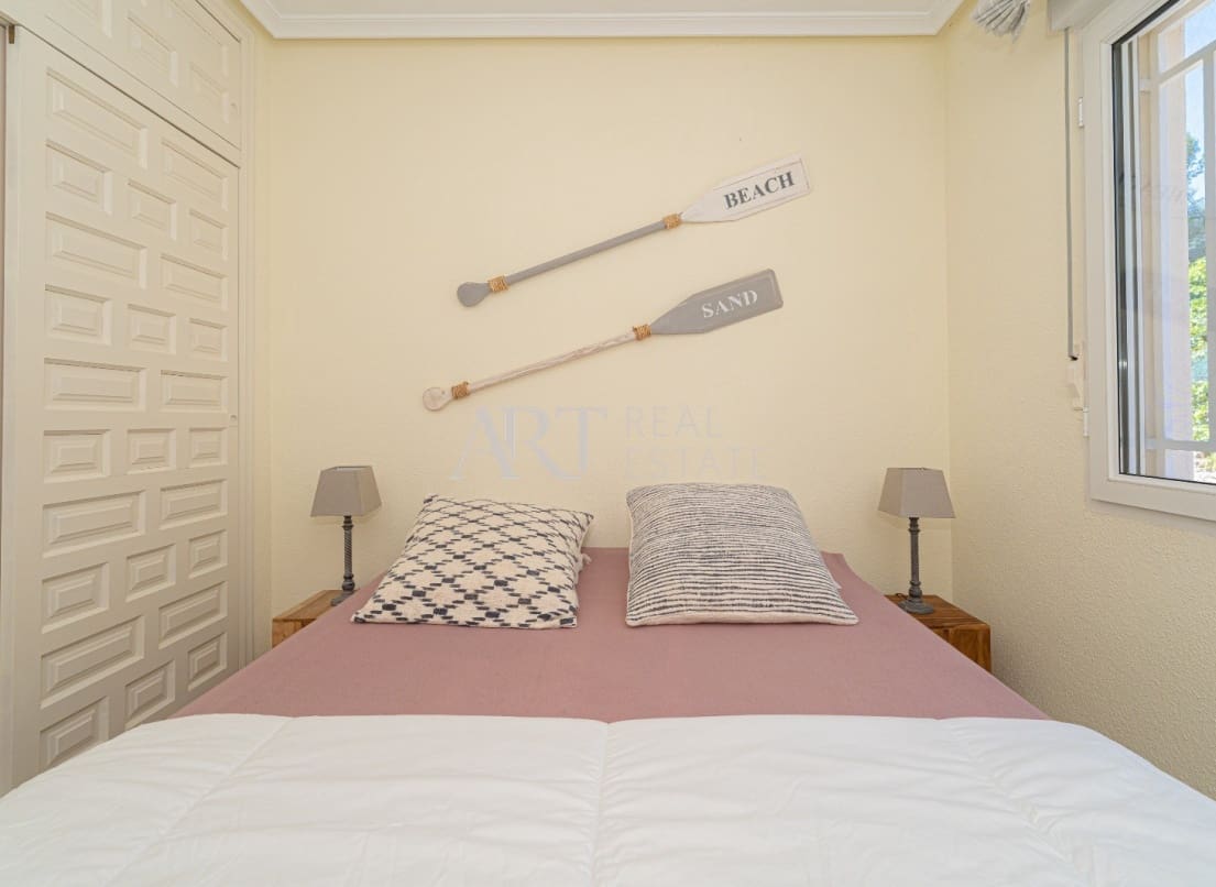 3 soveværelse Villa til salg i La Nucia med swimmingpool - € 585.000 (Ref: 9025574)