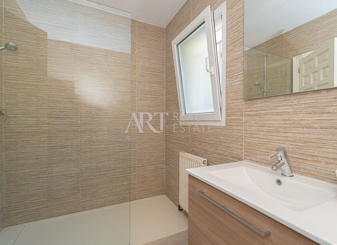 3 soveværelse Villa til salg i La Nucia med swimmingpool - € 585.000 (Ref: 9025574)