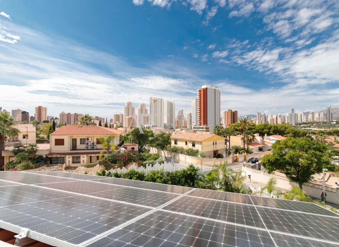 3 soveværelse Villa til salg i Benidorm med swimmingpool - € 1.550.000 (Ref: 9049232)