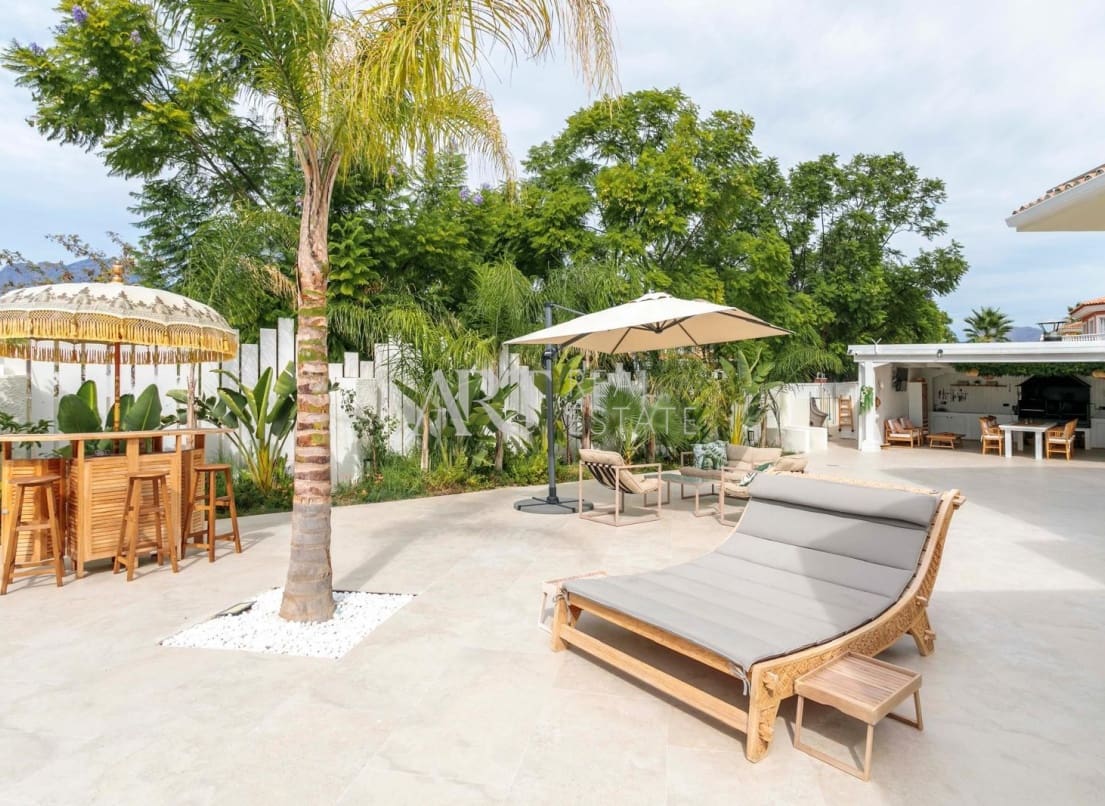 3 soveværelse Villa til salg i Benidorm med swimmingpool - € 1.550.000 (Ref: 9049232)