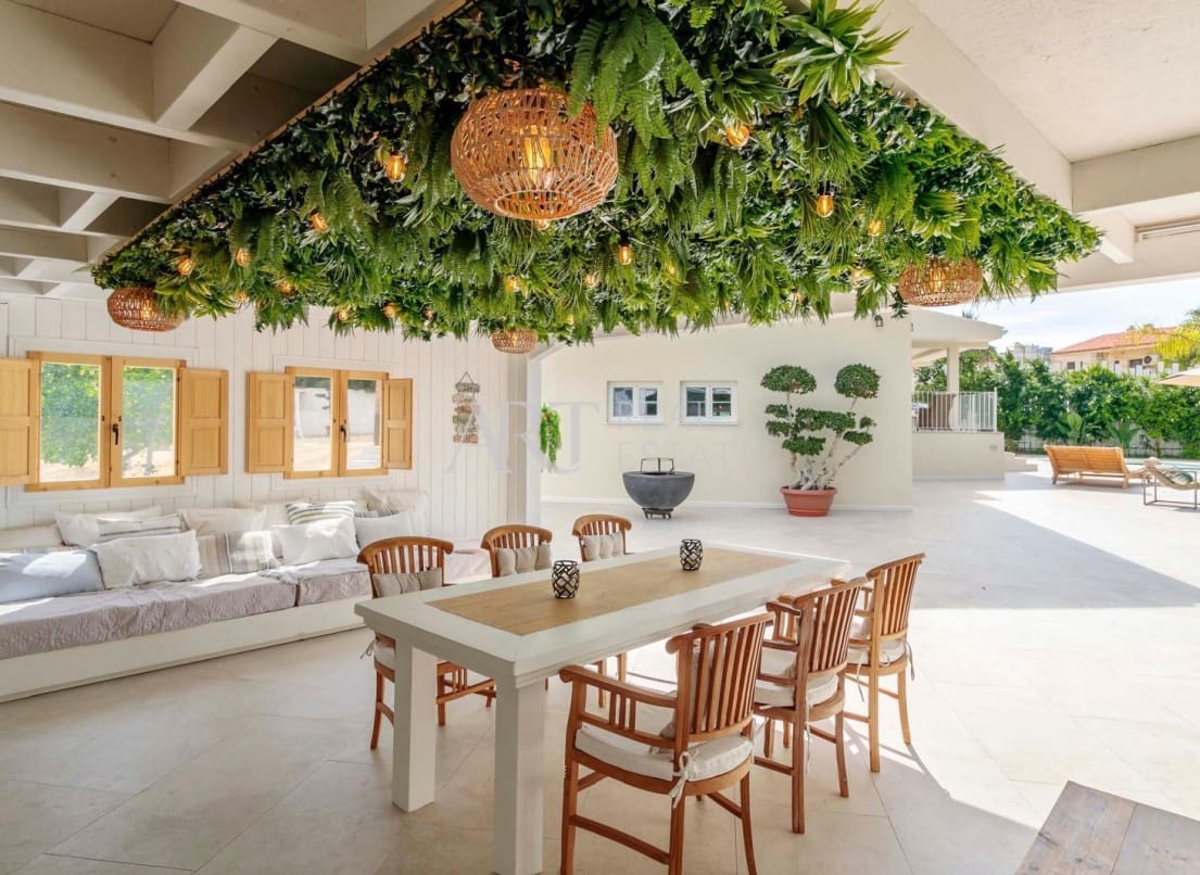 3 soveværelse Villa til salg i Benidorm med swimmingpool - € 1.550.000 (Ref: 9049232)