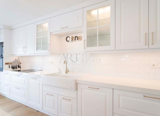 3 bedroom Villa for sale in Sierra Helada, Benidorm with pool - € 1,550,000 (Ref: 9049232)