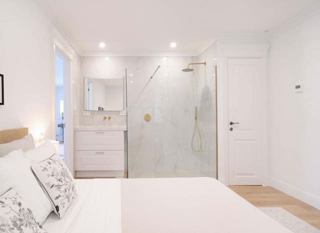 3 bedroom Villa for sale in Sierra Helada, Benidorm with pool - € 1,550,000 (Ref: 9049232)