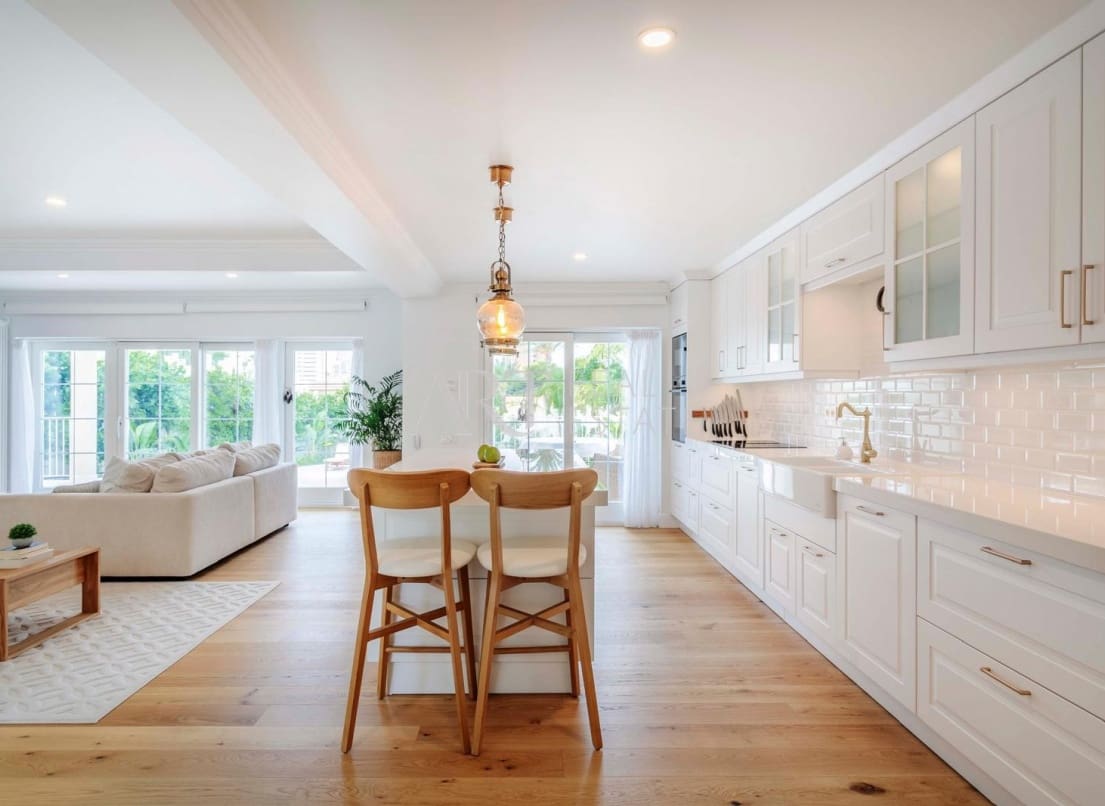 3 soveværelse Villa til salg i Benidorm med swimmingpool - € 1.550.000 (Ref: 9049232)