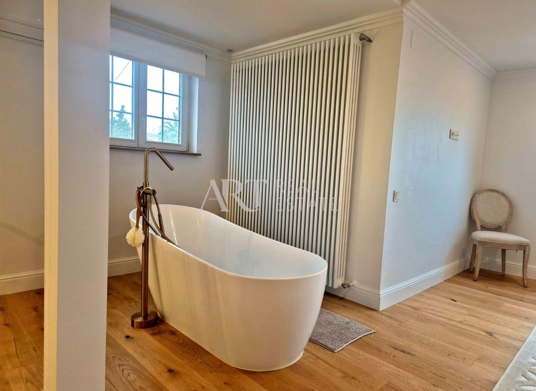 3 soveværelse Villa til salg i Benidorm med swimmingpool - € 1.550.000 (Ref: 9049232)