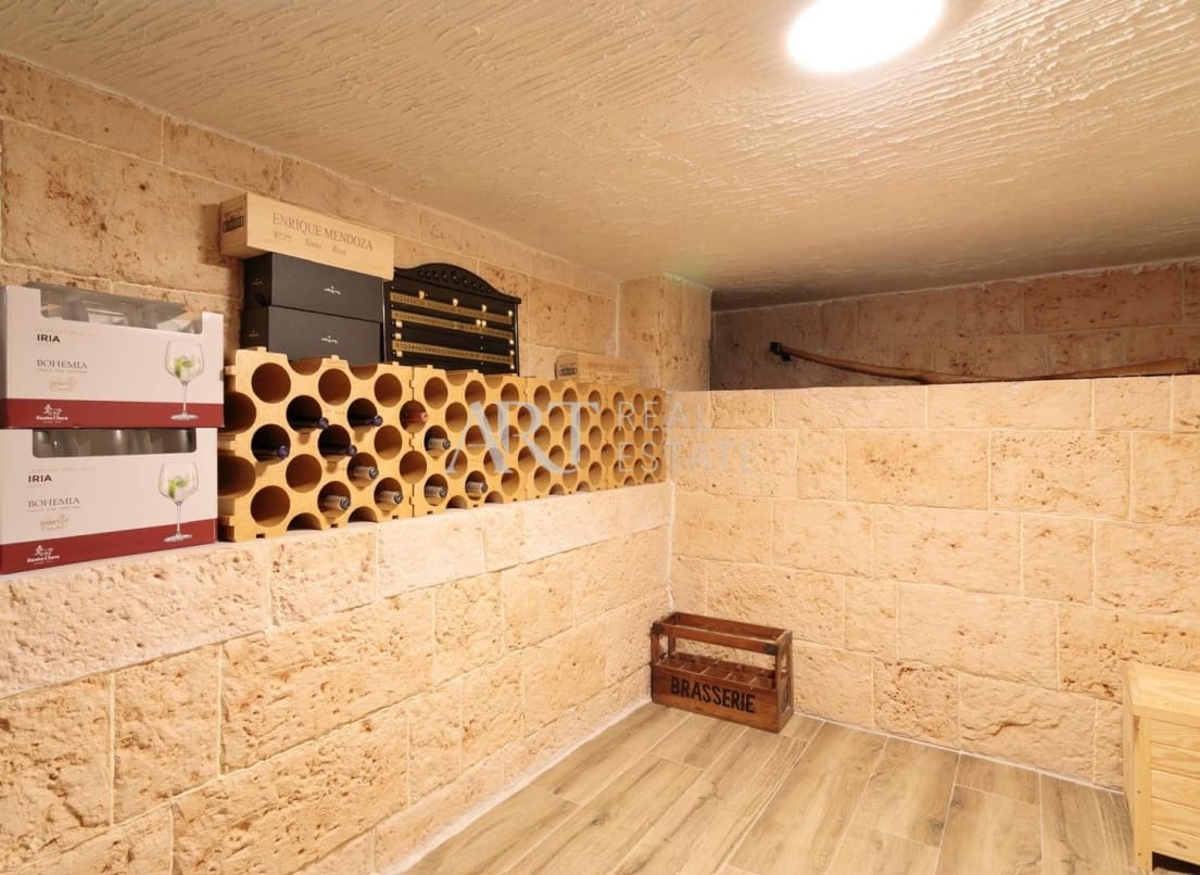 3 soveværelse Villa til salg i Benidorm med swimmingpool - € 1.550.000 (Ref: 9049232)