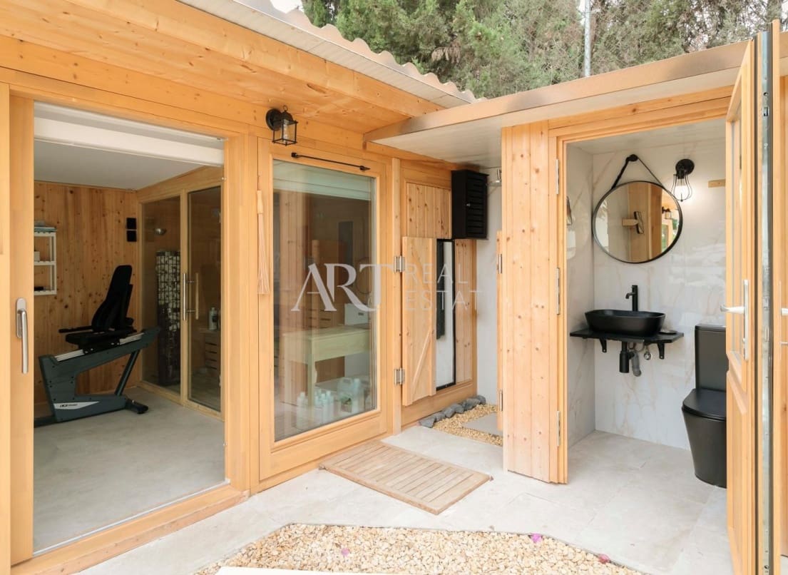 3 soveværelse Villa til salg i Benidorm med swimmingpool - € 1.550.000 (Ref: 9049232)