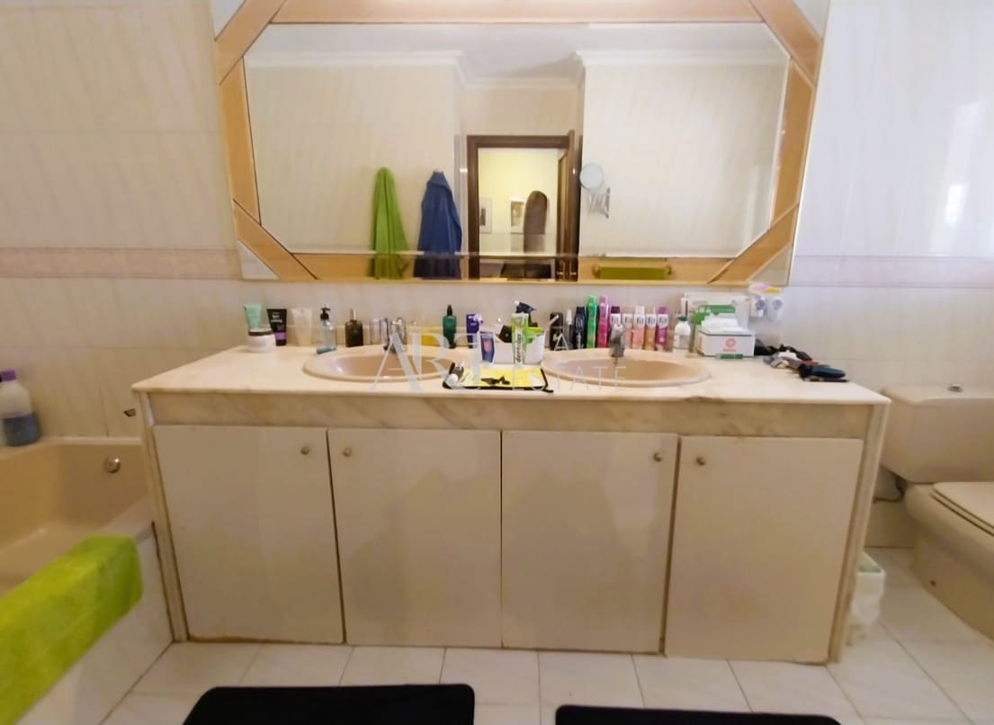 5 soveværelse Villa til salg i Alfaz del Pi / L'Alfas del Pi med swimmingpool garage - € 749.000 (Ref: 9049933)