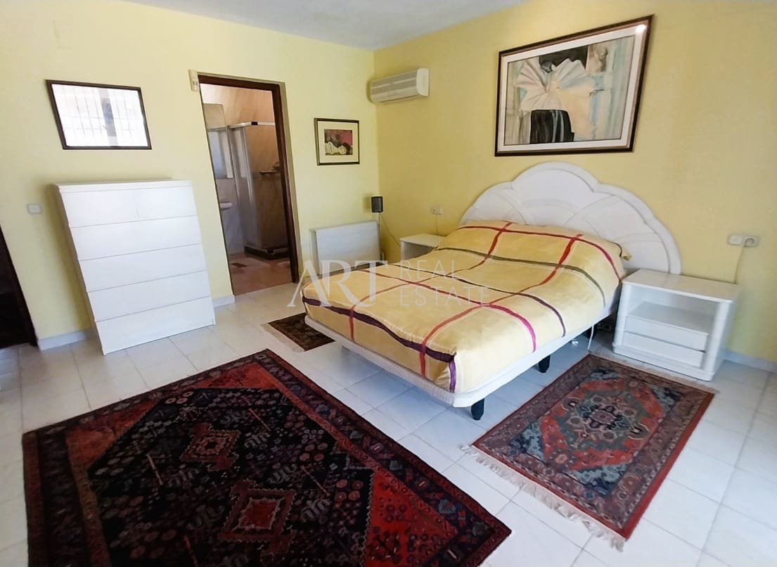 5 soveværelse Villa til salg i Alfaz del Pi / L'Alfas del Pi med swimmingpool garage - € 749.000 (Ref: 9049933)