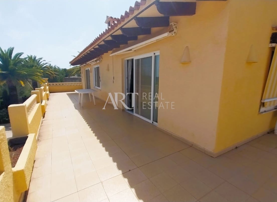 5 soveværelse Villa til salg i Alfaz del Pi / L'Alfas del Pi med swimmingpool garage - € 749.000 (Ref: 9049933)