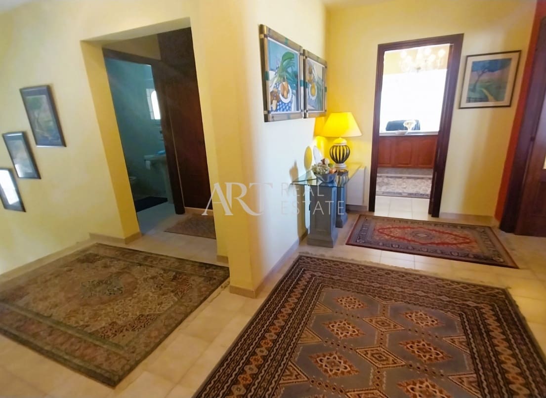 5 soveværelse Villa til salg i Alfaz del Pi / L'Alfas del Pi med swimmingpool garage - € 749.000 (Ref: 9049933)