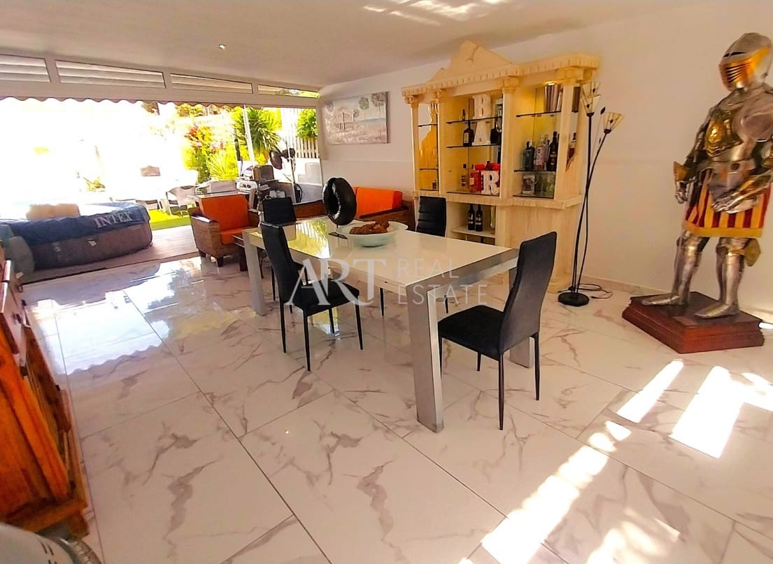 3 chambre Villa/Maison à vendre à La Nucia avec piscine - 495 000 € (Ref: 9064526)