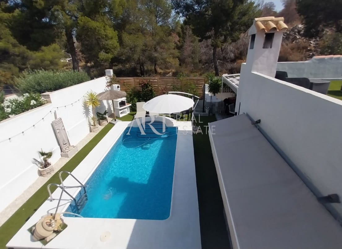 3 chambre Villa/Maison à vendre à La Nucia avec piscine - 495 000 € (Ref: 9064526)