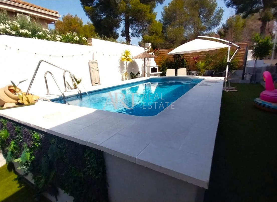 3 chambre Villa/Maison à vendre à La Nucia avec piscine - 495 000 € (Ref: 9064526)