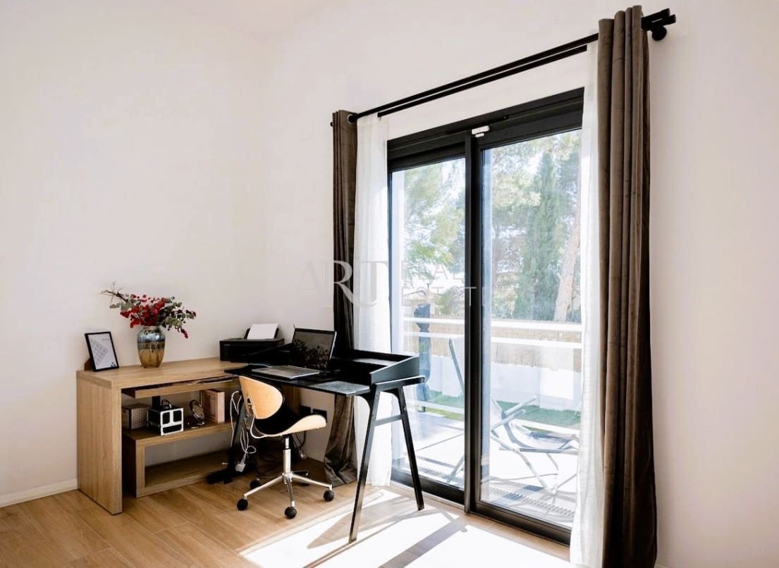 Chalet de 4 habitaciones en Altea en venta con piscina - 995.000 € (Ref: 9077084)