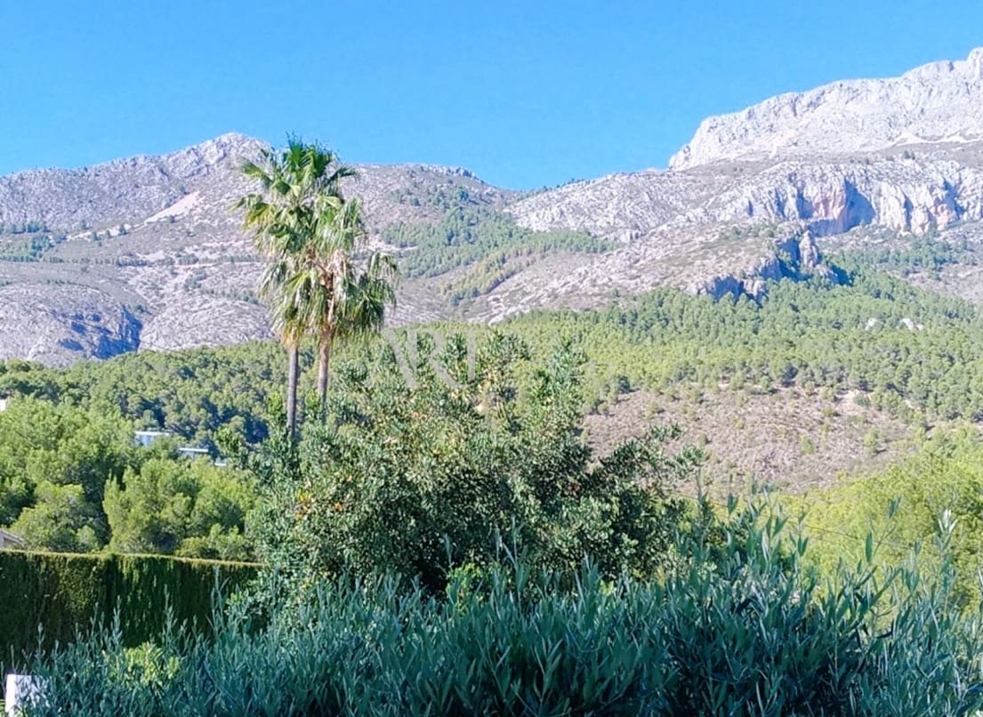 Chalet de 4 habitaciones en Altea en venta con piscina - 995.000 € (Ref: 9077084)