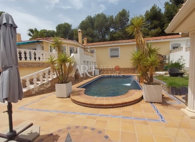 7 soveværelse Villa til salg i Coloma  , La Nucia med swimmingpool - € 585.000 (Ref: 9125941)