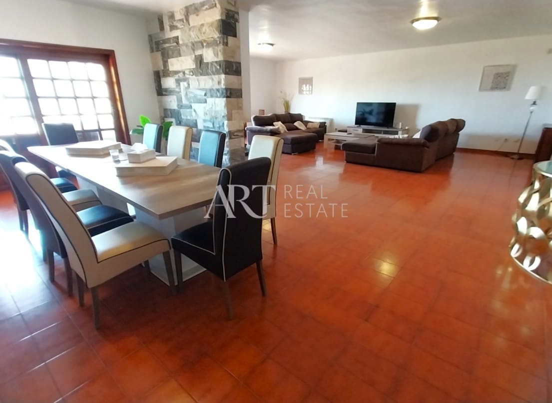 4 soveværelse Villa til salg i La Nucia med swimmingpool garage - € 995.000 (Ref: 9131316)